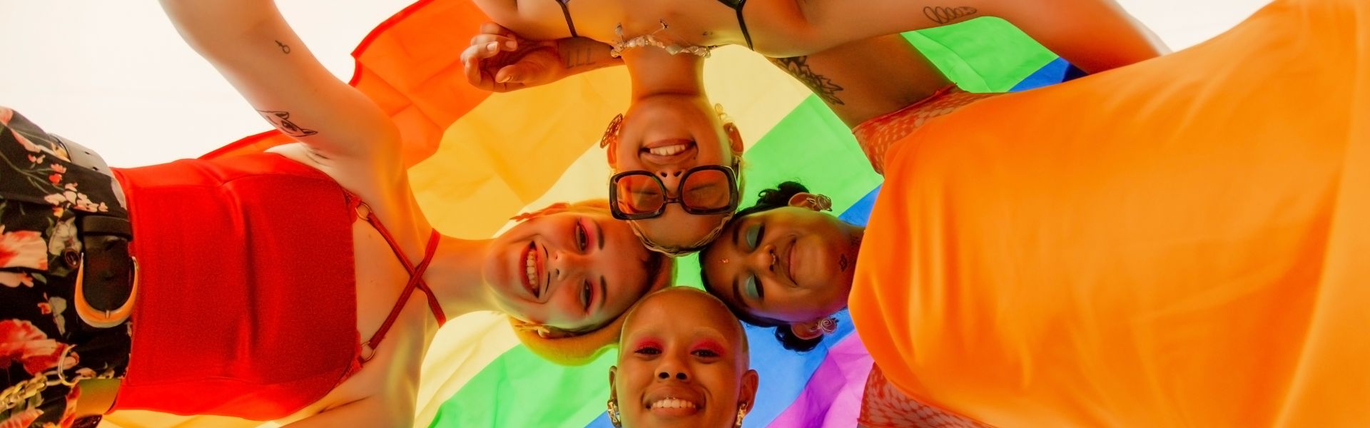 Ministra Orellana en Día del Orgullo: Desafío de Derechos Igualitarios thumbnail